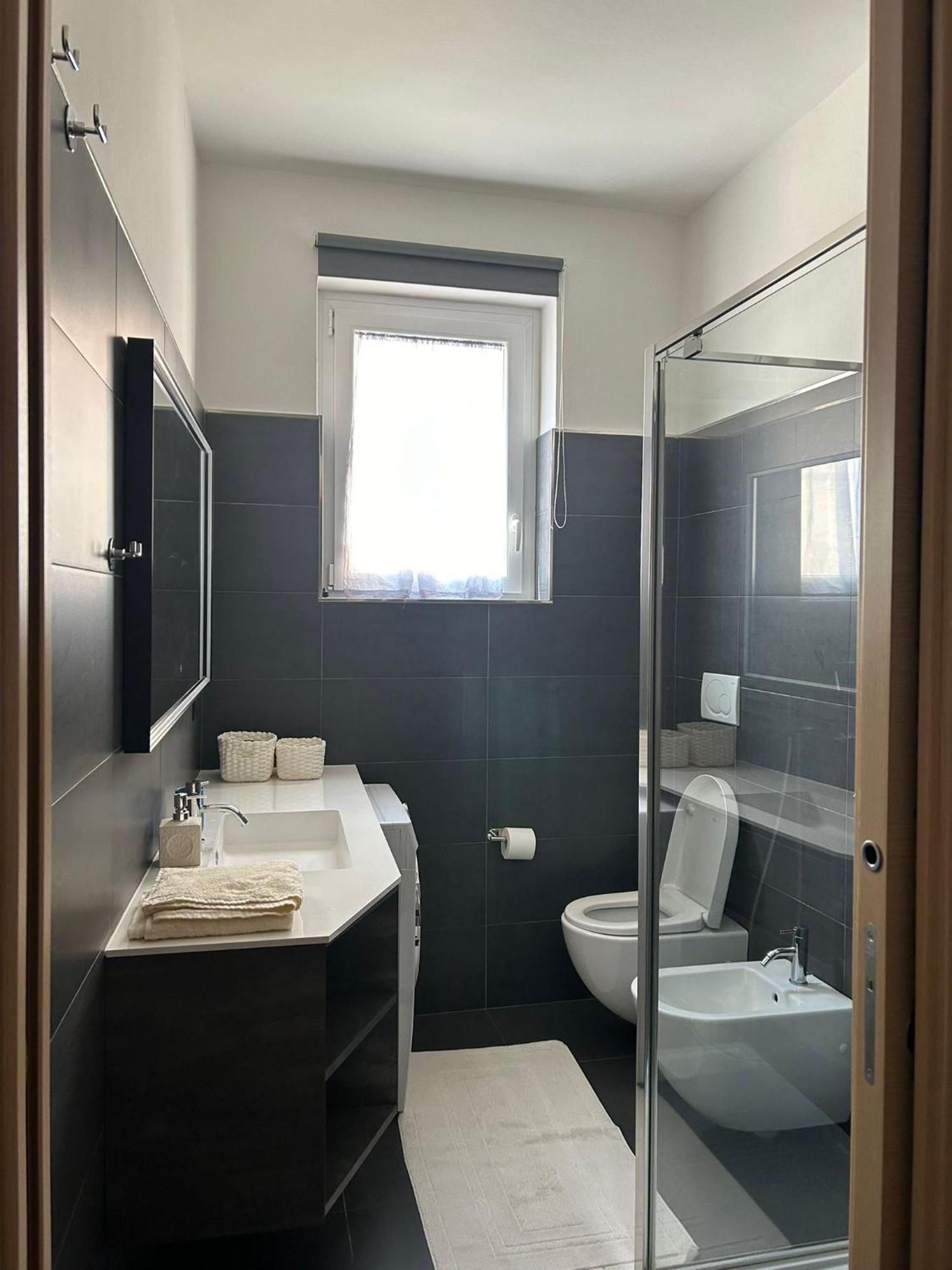 M&M Bergamo Center - Modern Flat With Free Wifi-Netflix And Welcome Italian Coffee Exterior foto